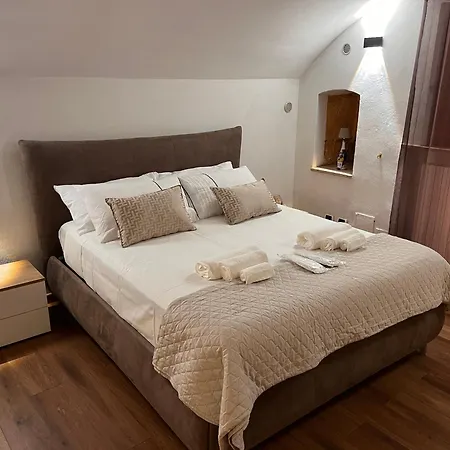 Mosa House Apartment